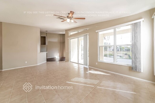 Building Photo - 205 39th St NE