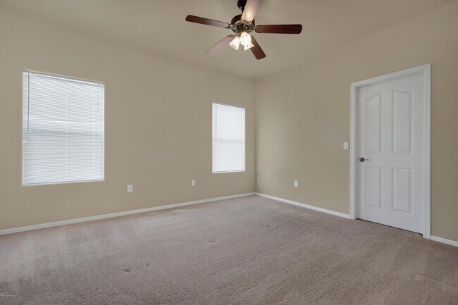 Building Photo - 4633 Rimrock Dr