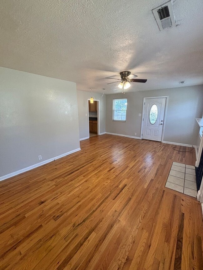 Photo - Alcoa School cottage! House