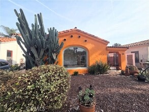 Building Photo - 2068 San Francisco Ave