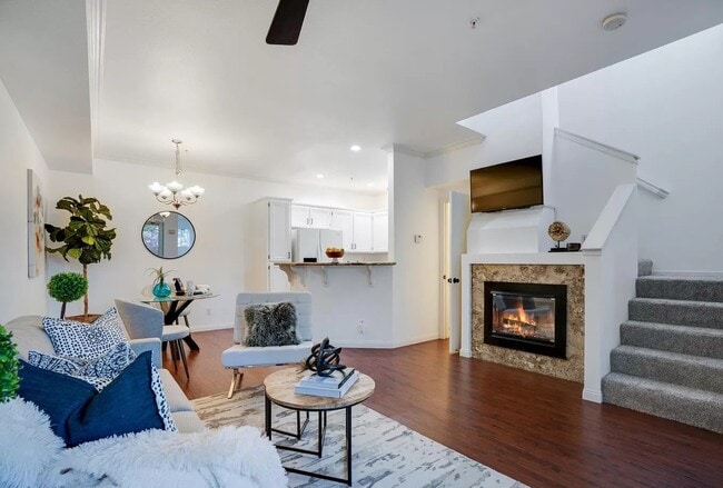 Foto del edificio - Secure, Clean & Ready