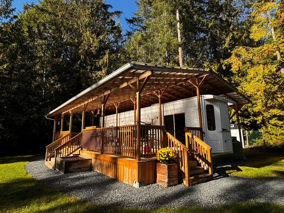 1111 Shearme Rd, Coombs, BC V0R 1M0 House for Rent in Coombs, BC