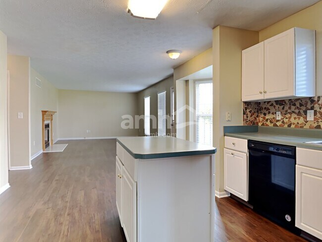 Building Photo - 7316 Pebble Creek