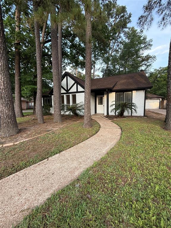 Primary Photo - 15110 Forest Lodge Dr