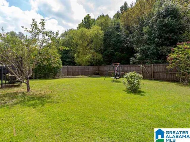 Building Photo - 2084 Shamrock Ln