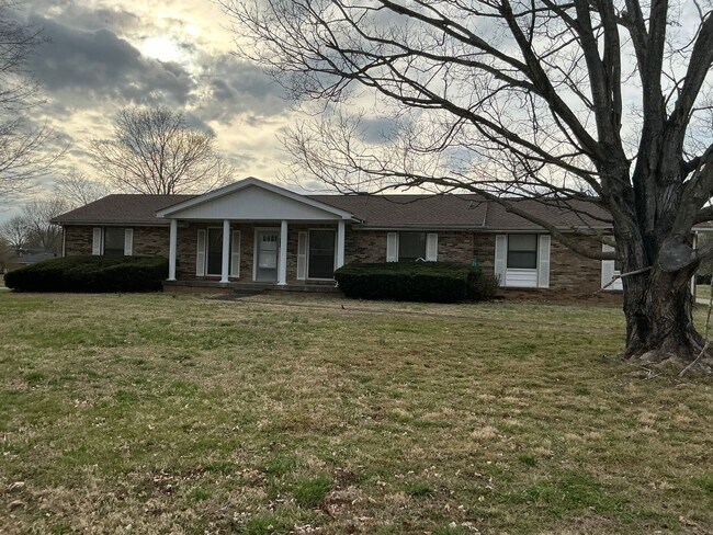 Foto del edificio - 476 Georgetown Rd