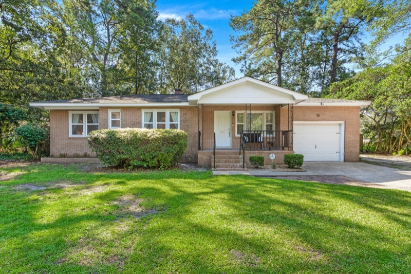 Foto principal - 2611 N Oakridge Cir