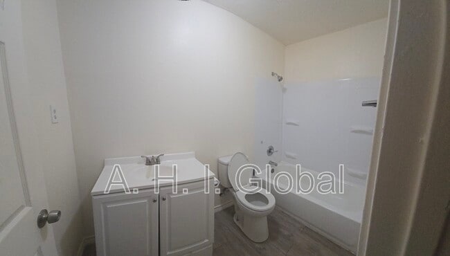 Foto del edificio - 1033 Dunaway St