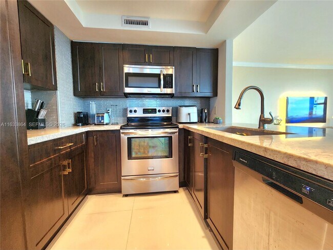 Foto del edificio - 3505 S Ocean Dr