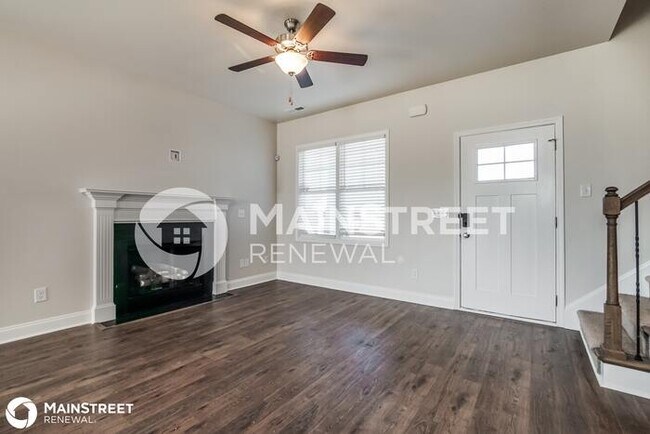 Foto del edificio - 187 DAY LILY ST, SELMA, NC 27576