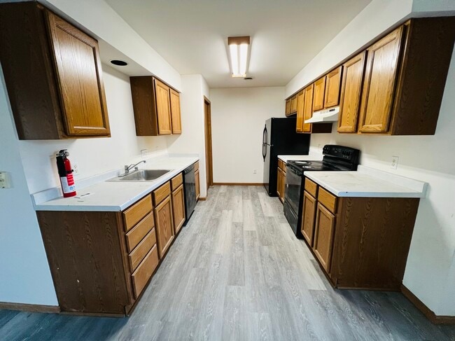 Foto del edificio - 700 Hilltop Dr