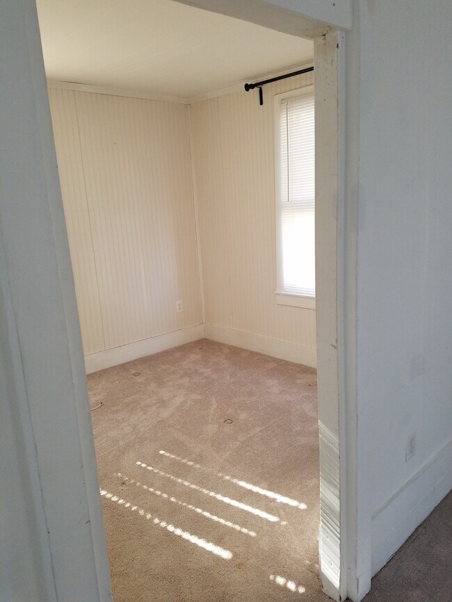 Bedroom - 2511 N Pershing Dr