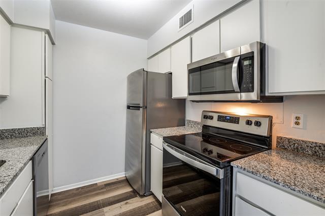 Building Photo - 12888 Montfort Dr