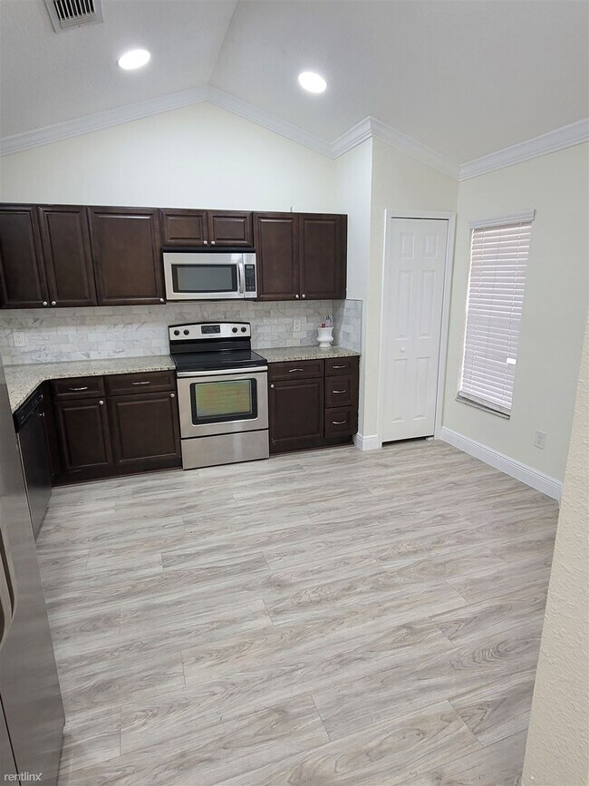 Building Photo - 3 br, 2 bath House - 7624 Jarvis Court