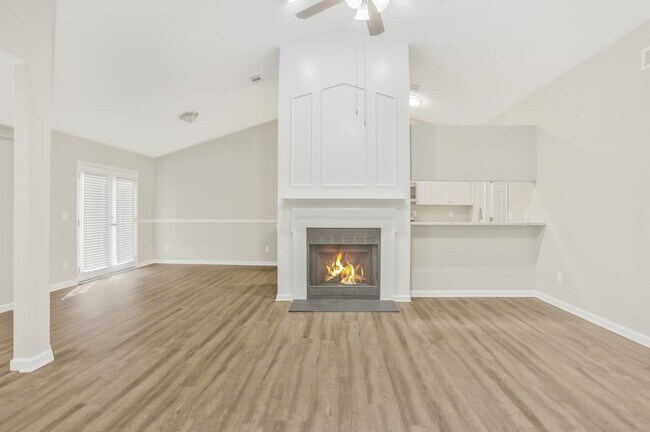 Building Photo - 5460 Panola Downs Rd