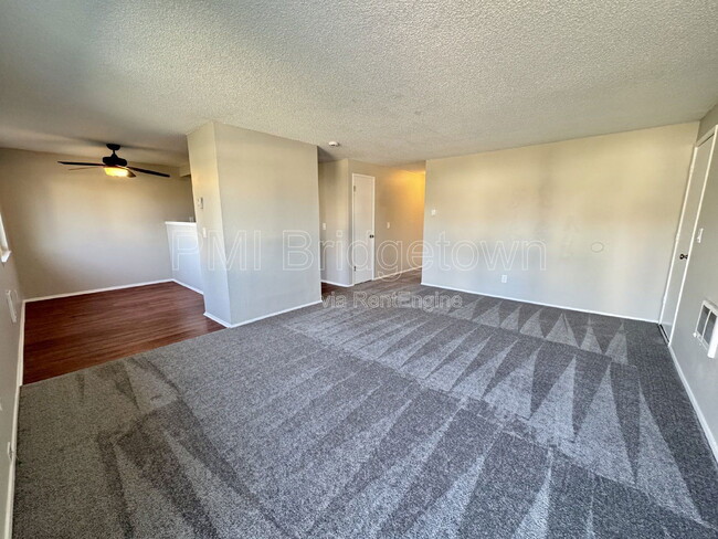 Foto del edificio - 3690 NE 8th St