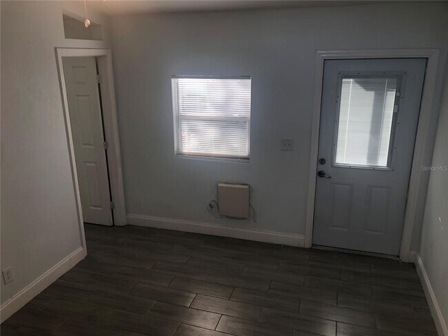 Foto del edificio - 3909 W Pearl Ave