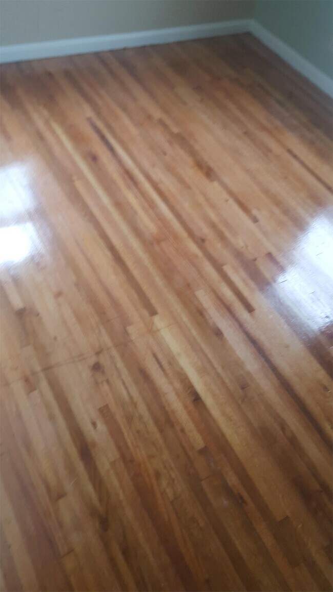 Foto del edificio - 8576 Manor St