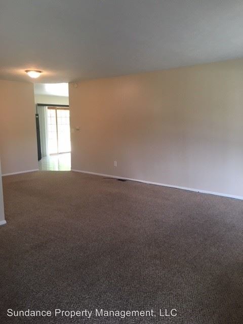 Building Photo - 3 br, 2 bath House - 11655 Hamlet