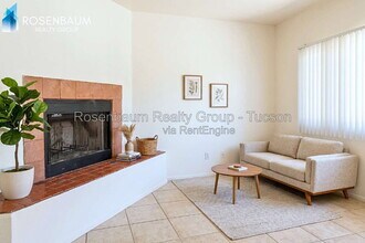 Building Photo - 352 W Delano St