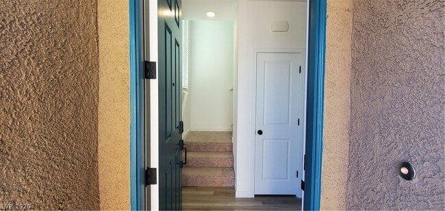 Building Photo - 176 Freeport Vw Pl