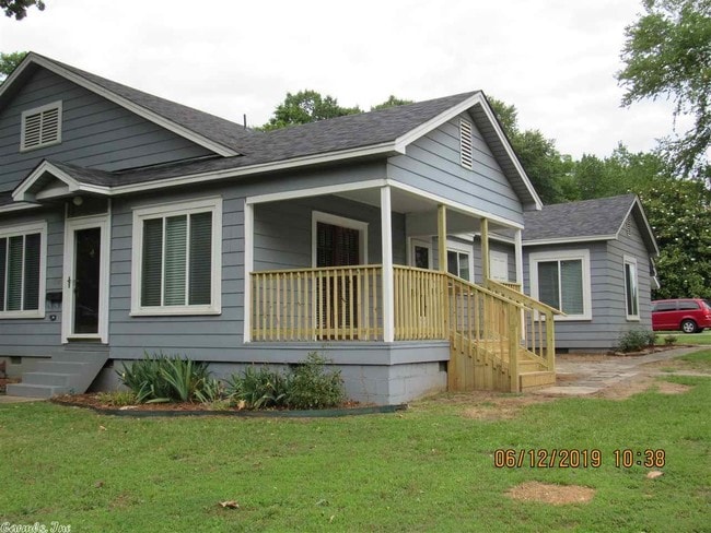 Building Photo - 1454 Scott St