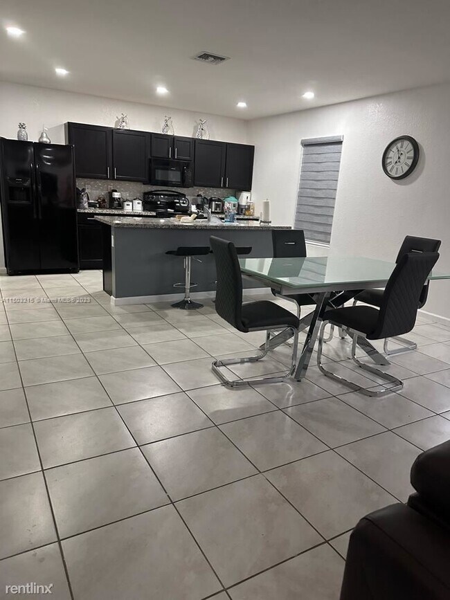 Foto del edificio - 4 br, 2.5 bath House - 30320 SW 156th Ave