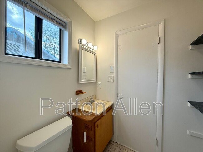 Building Photo - 29 Parkman Pl