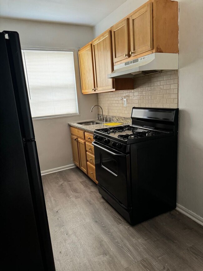 Foto del edificio - 1026 44th St NE