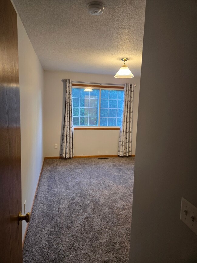 Building Photo - 393 Leeward Trl