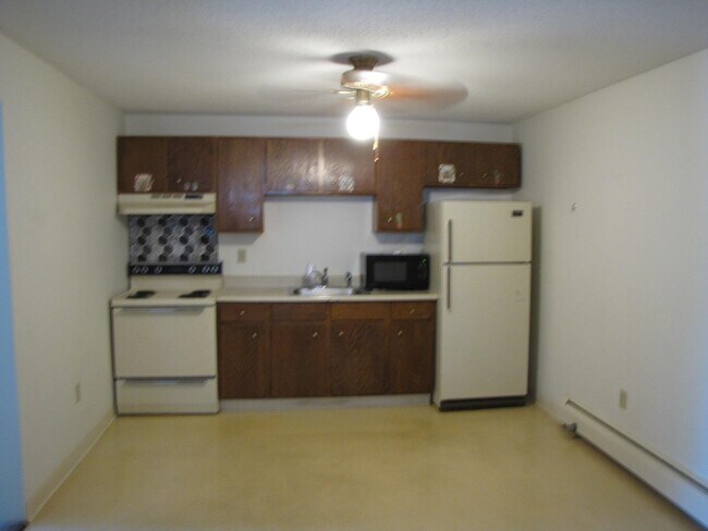 Foto del edificio - 1225 Bodwell Rd