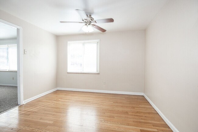 Foto del edificio - 4352 W 222nd St