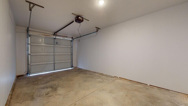 Foto del edificio - 1234 Sawmill Blvd