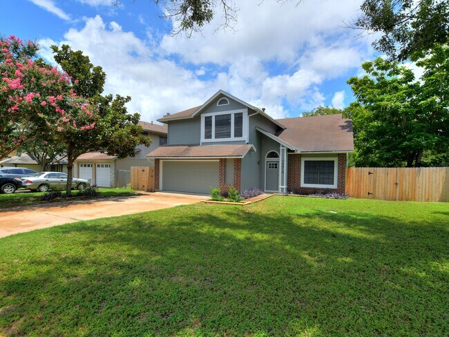 Building Photo - 13015 Muldoon Dr