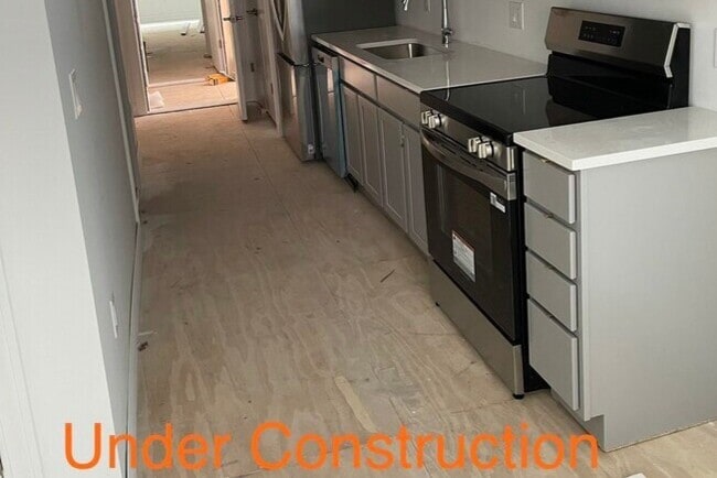 Building Photo - Residences on Main