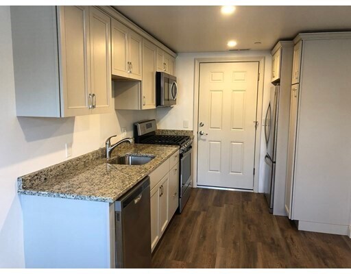 Building Photo - 116 Highland Ave