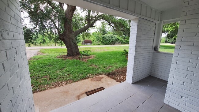 Building Photo - 175 Upper Colorado Dr
