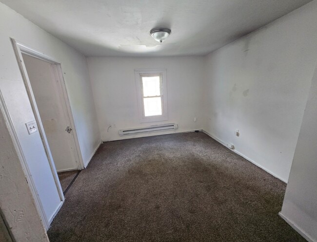 Photo - 7 Kenyon St Apartments