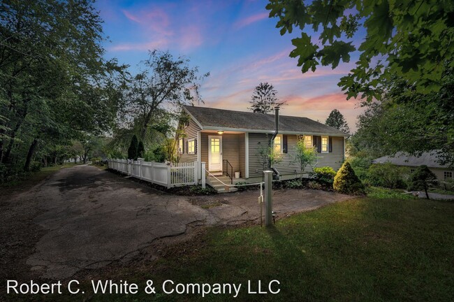 Foto del edificio - 2 br, 1 bath House - 17 Platt Lane