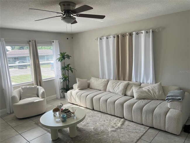 Building Photo - 135 Dairy Rd