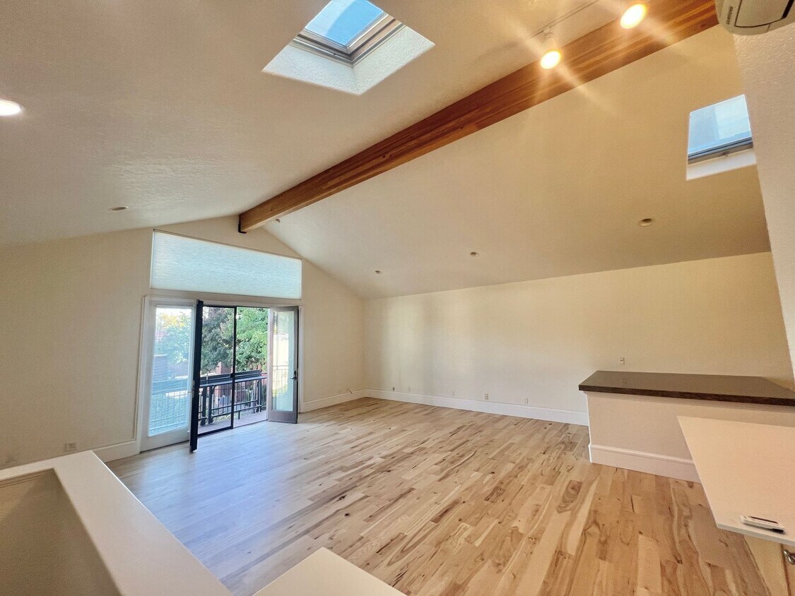 Foto principal - 527 Mendocino Ave