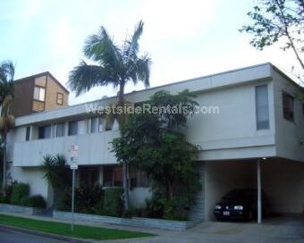 Foto principal - 2311 S Bentley Ave