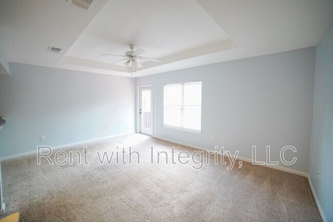 Foto del edificio - 741 White Dr