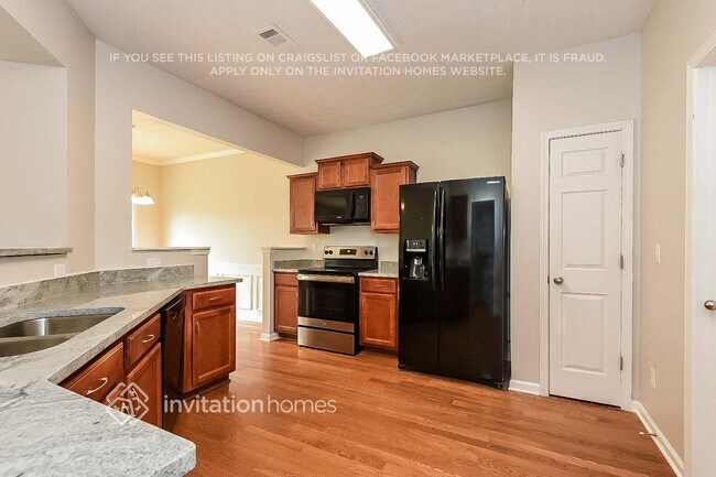 Foto del edificio - 739 Mountain Laurel Dr