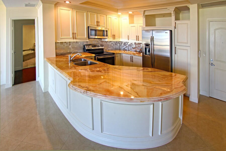 Foto principal - 701 S Olive Avenue 627