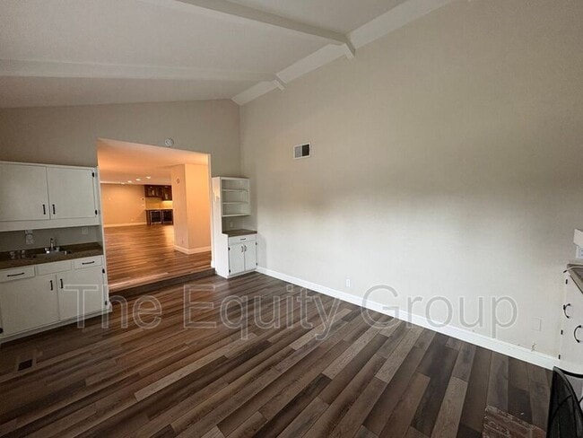 Building Photo - 445 N O'Farrell Ct