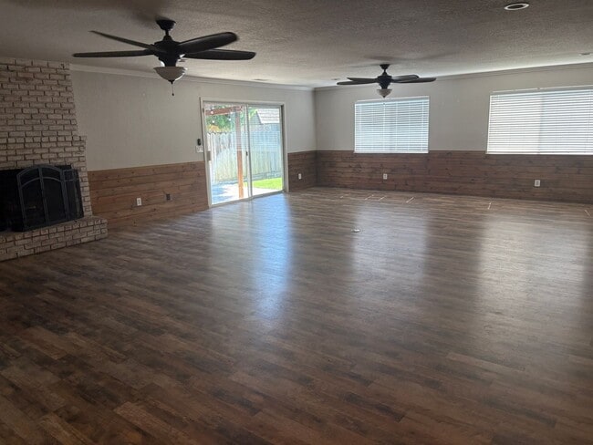 Building Photo - 8139 Winfield Dr