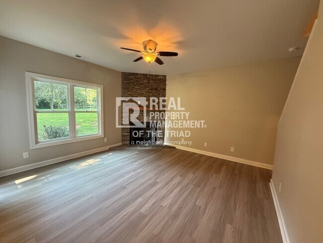 Foto del edificio - 2234 Nettlebrook Dr