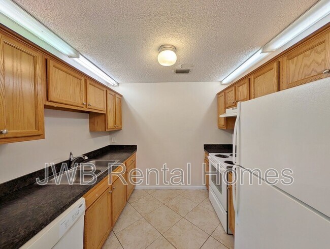 Foto del edificio - 2508 Sandusky Ave E