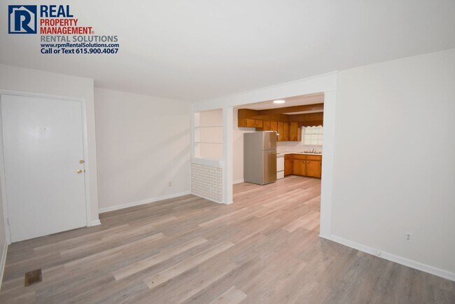 Foto del edificio - 1513 Lakeshore Dr